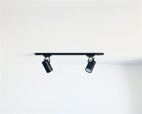 Skab det perfekte lys: En guide til at vælge de rigtige LED-armaturer til dit hjem